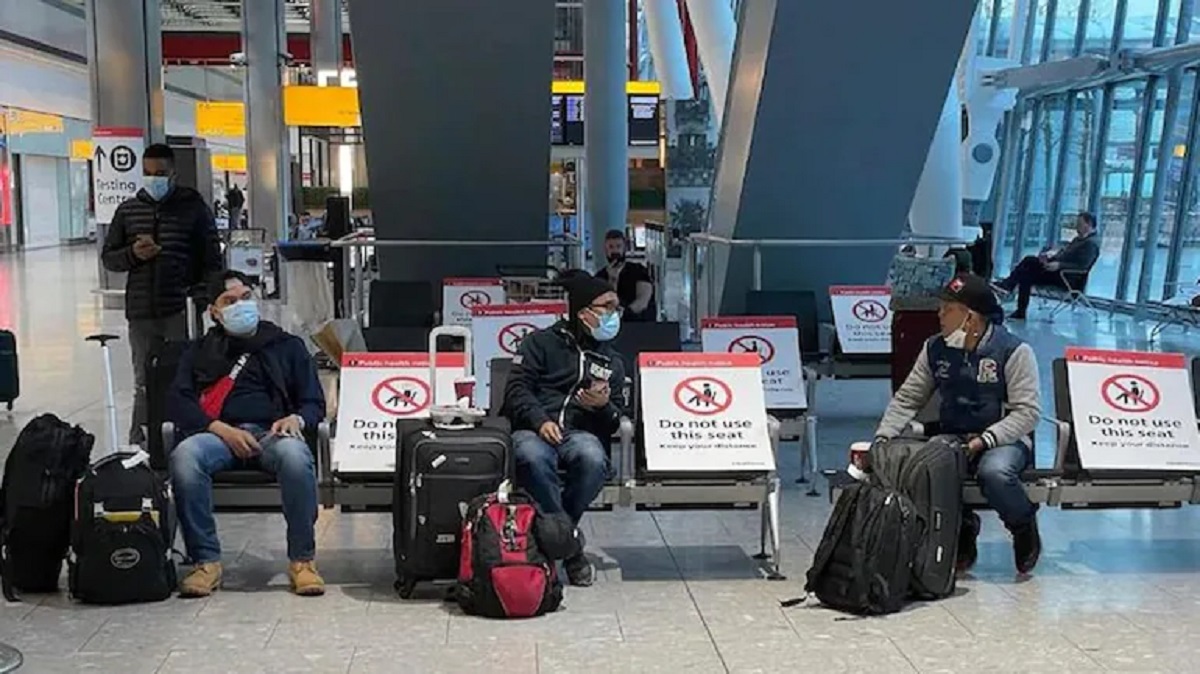 Aussies Face Jail for Returning Home from Indias Pandemic