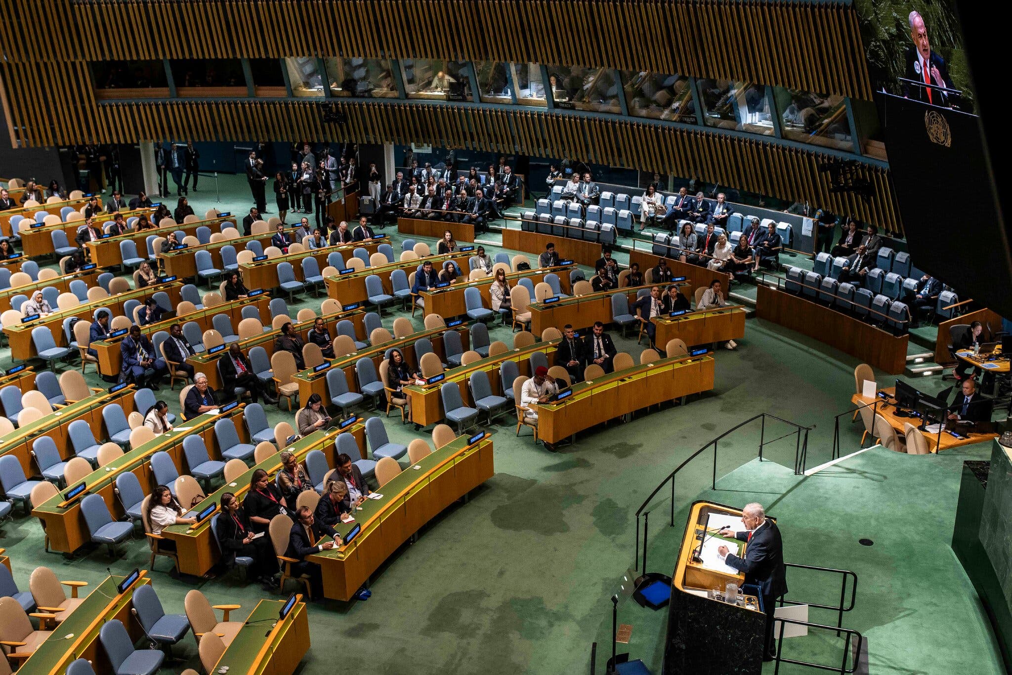 Empty Hall Echoes As Netanyahu Ignores Palestinian Rights